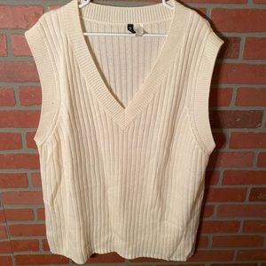 H&M ribbed sweater vest oversized